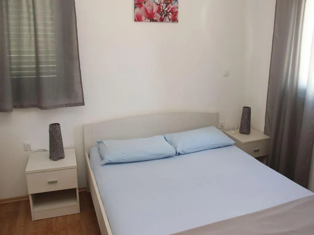 Apartment Tia بوريتش