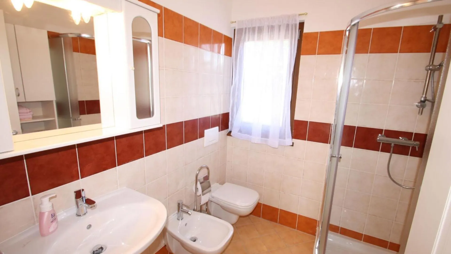 Apartment Tia بوريتش